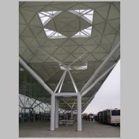 Norman Foster, Stansted Airport, photo by Colin on flickr.jpg